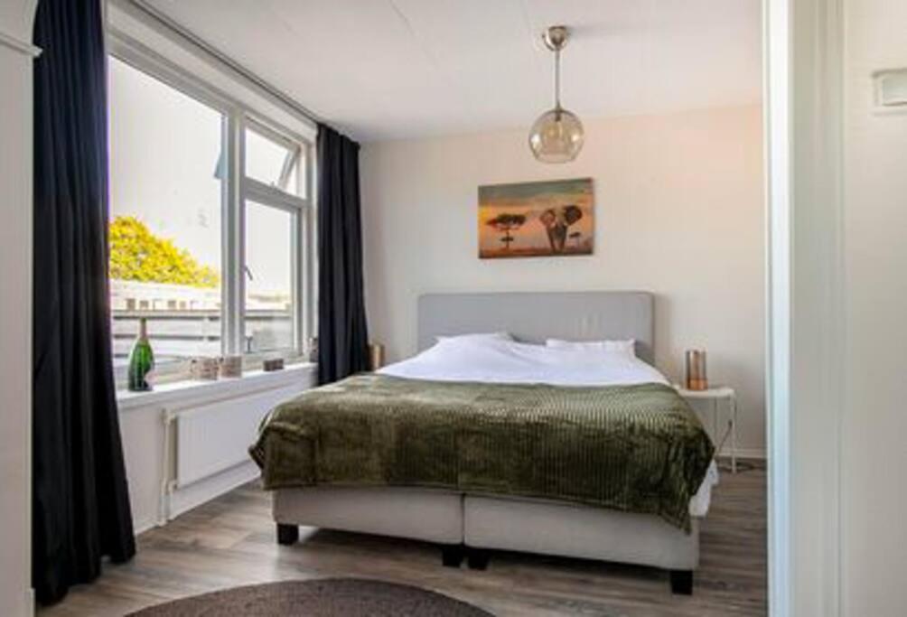 Een Heerlijke Woning Op Loopafstand Van Centrum! ลีวาร์เดิน ภายนอก รูปภาพ